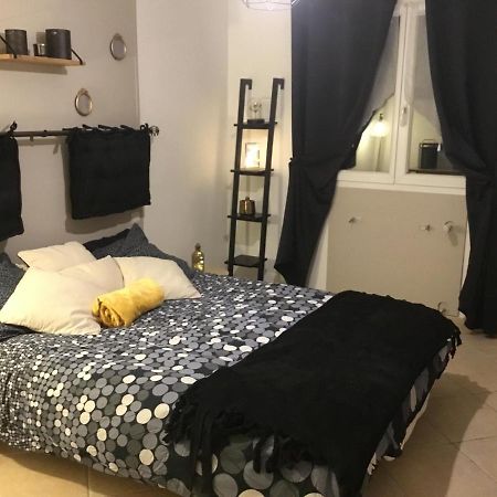Mon Reve Apartment Les Martys ภายนอก รูปภาพ